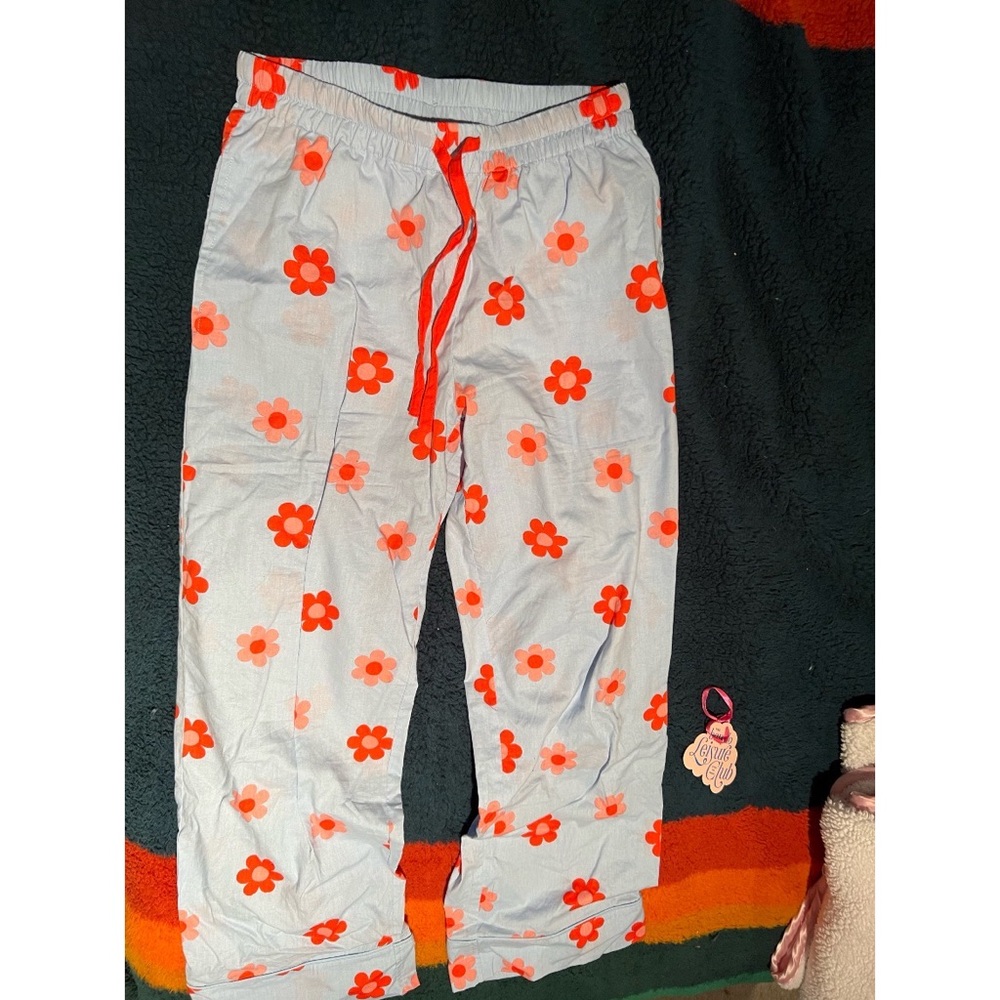 Super cute daisy floral pajama pants by Ban.do XS 🌸